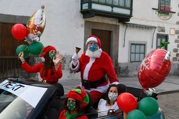 La caravana de Papá Noel inunda Telde de magia y alegría/Francisco Javier Santana.